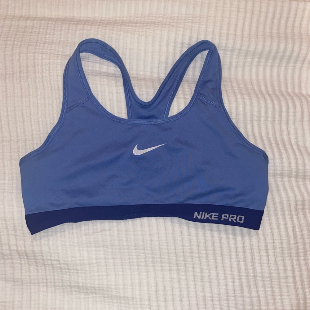 nike sports bra